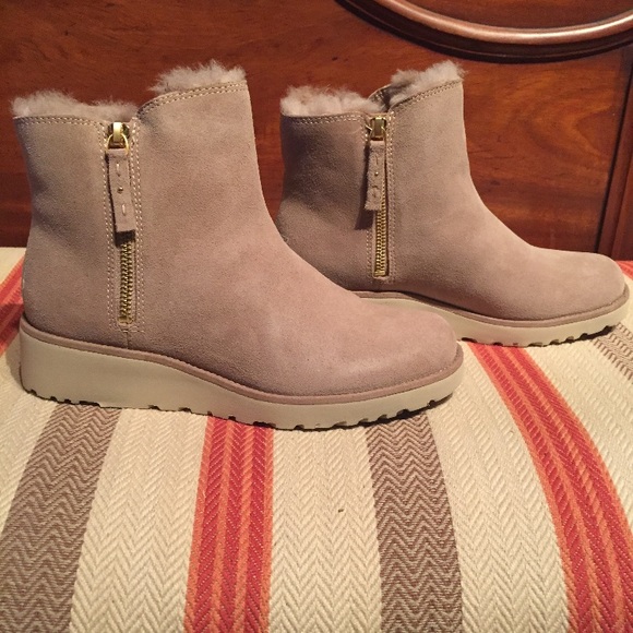 ugg shala ankle boots